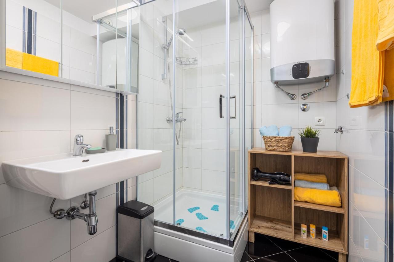 4 Us Apartman Split Kültér fotó